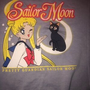 Sailor Moon Graphic Sweatshirt Size Small, Great For Any Occasion